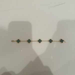 Alhambra malachite clover bracelet